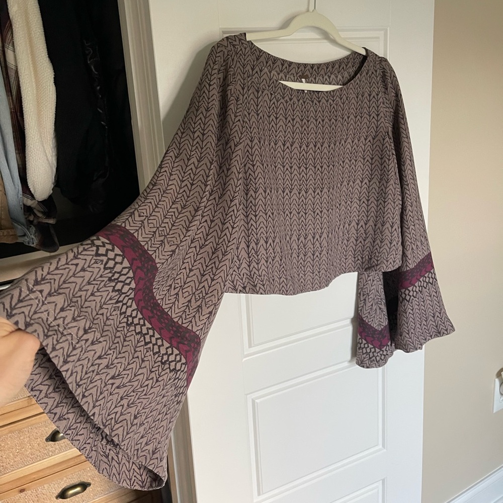 Free People bell sleeve blouse - Picture 3 of 10